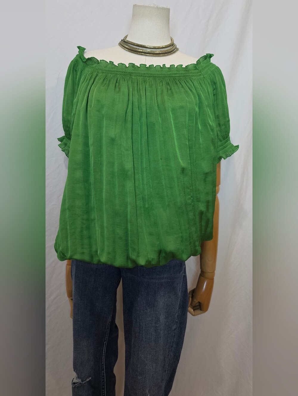 Diane Von Furstenberg Green  Off-the-shoulder Peasant Blouse, Size 8